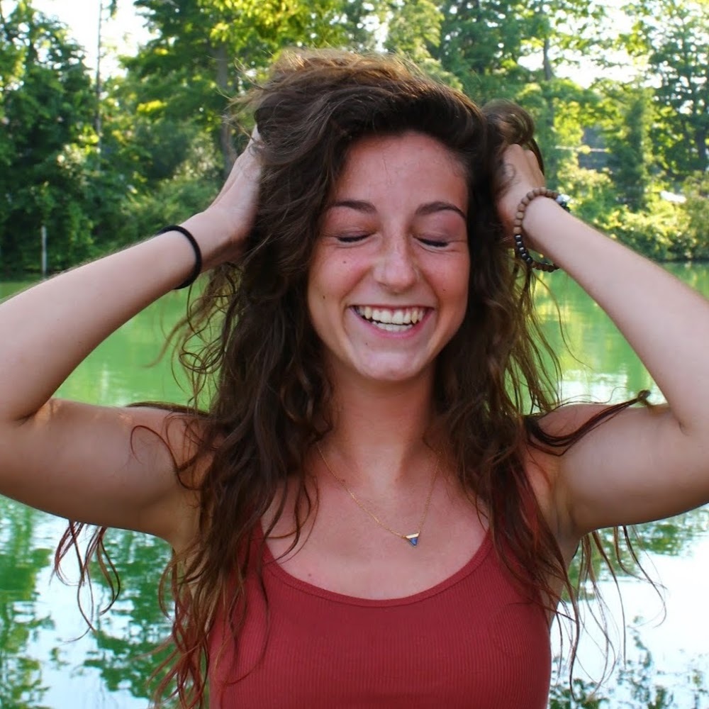 Meet your Posher, Madie